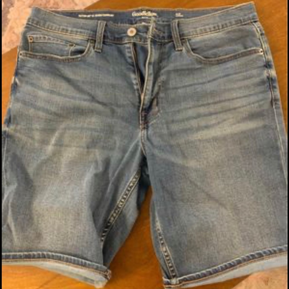 Goodfellow & Co. 10.5” Slim fit Jean Shorts Size 36”